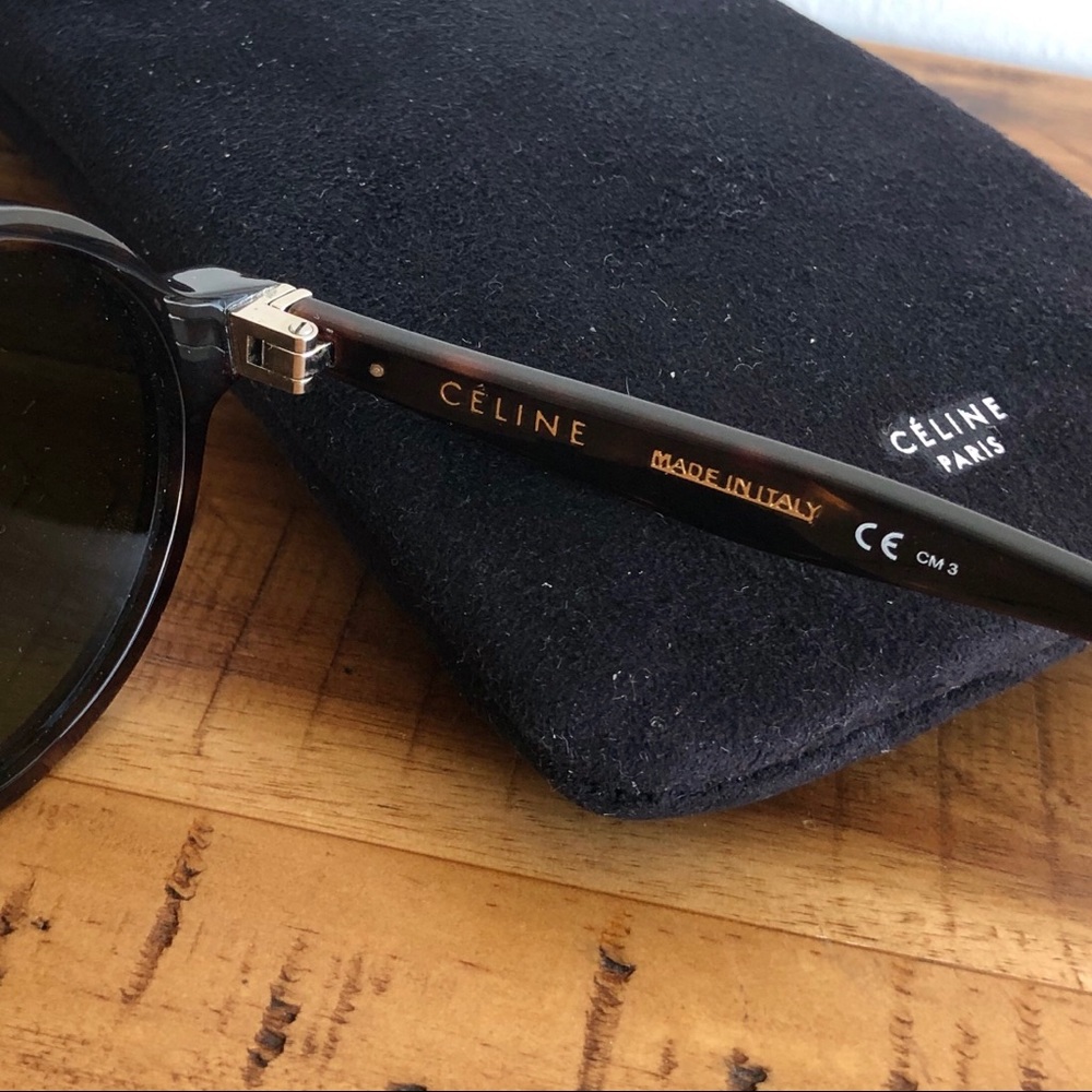 🌟SOLD🌟 Celine Round Sunglasses - Picture 5 of 7